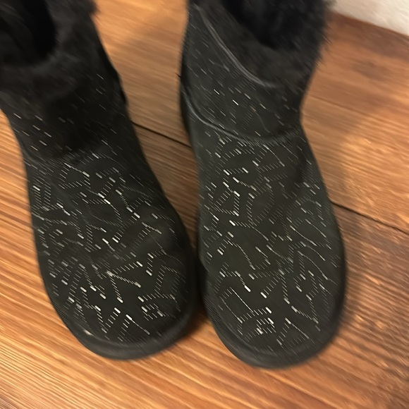 UGG Women's Mini Bailey Button Bling Constellation - Picture 4 of 8